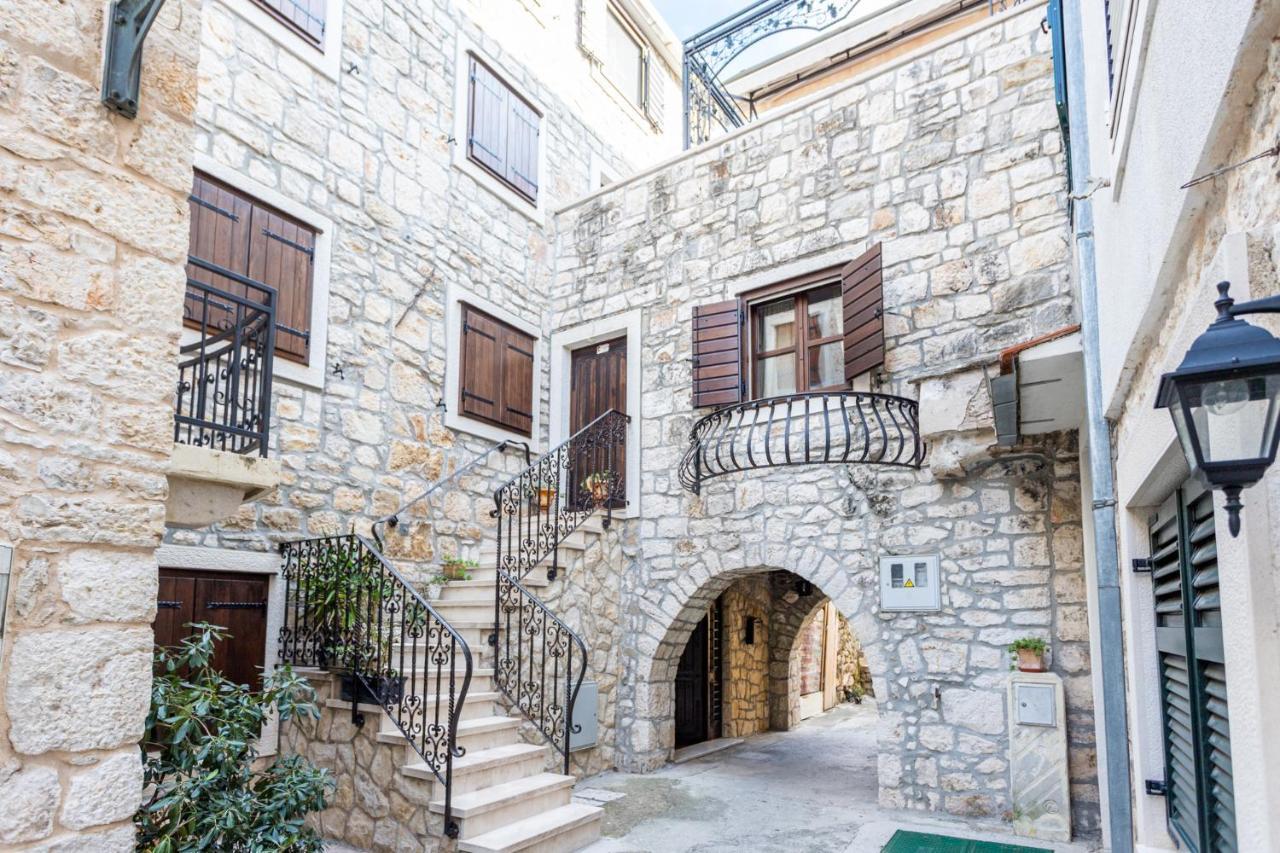 Apartmán Stone House Srida Baška Voda Exteriér fotografie