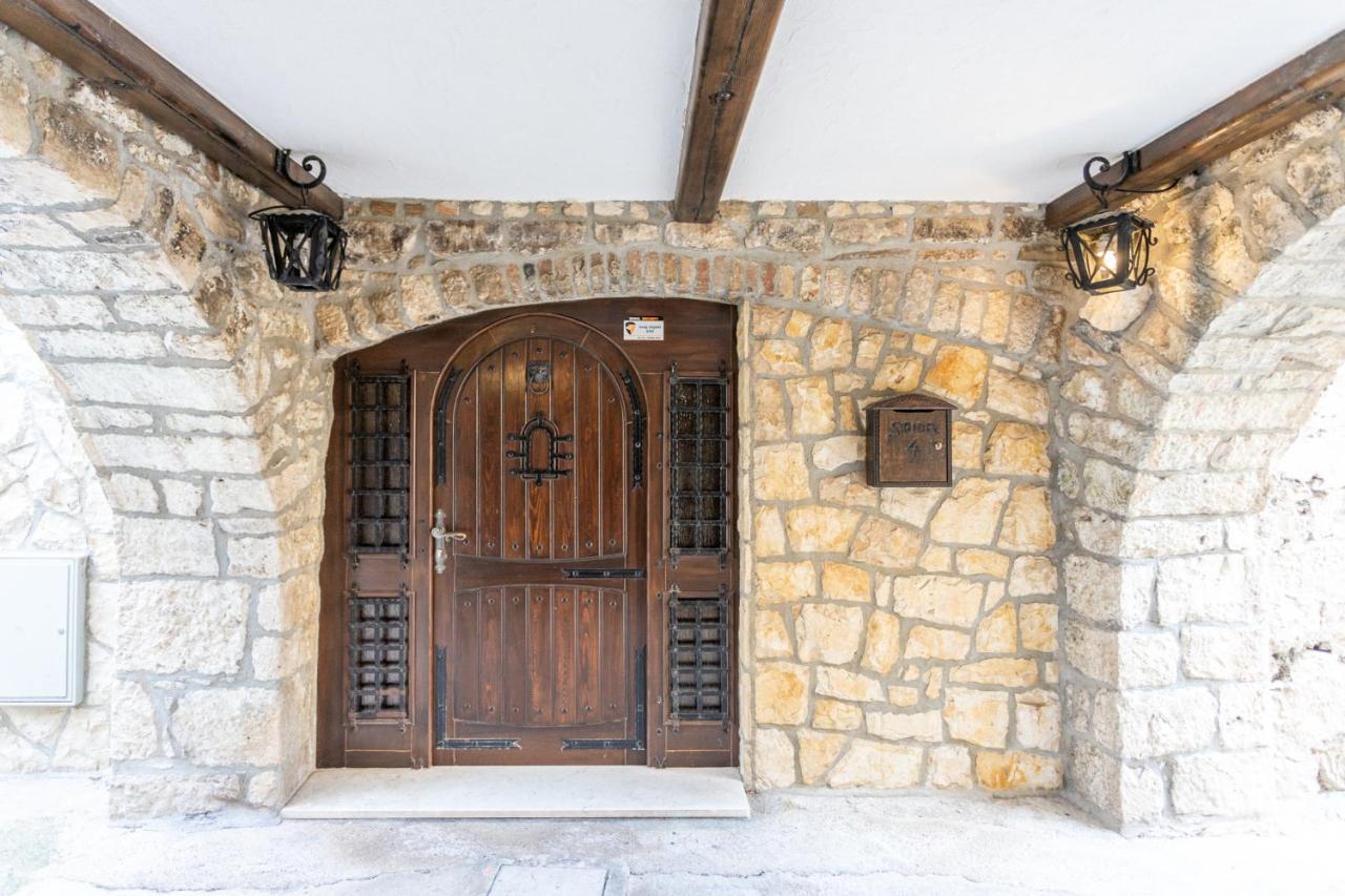 Apartmán Stone House Srida Baška Voda Exteriér fotografie
